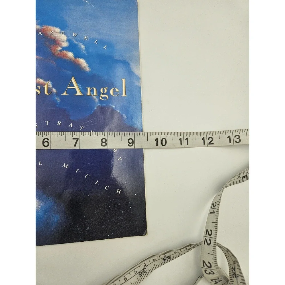 The Littlest Angel Charles Tazewell Illustrated Paul Micich PB Book
